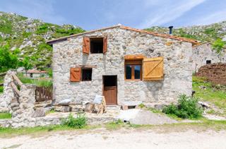 Maison à Lugar braña de trespandiu - oceño. Cabaña de piedra en el corazón de los picos de europa