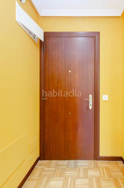 Foto 6d92fe0b-81c5-46aa-a977-fa65388f7340. Piso en calle santa ana 33 el pisazo familiar que estabas buscando en el entrego! en San Martín del Rey Aurelio