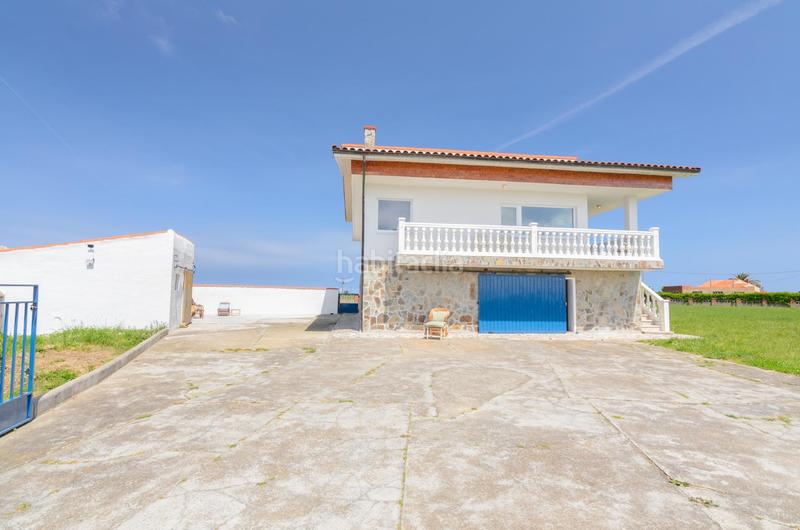 Foto a74cdbf1-3bb8-4f99-8d84-e90fc4b9f716. Chalet en ferrero 8 casa en el cabo peñas en Verdicio-Bañugues-Cabo Peña Gozón