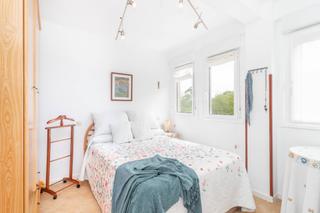 Etagenwohnung in Calle balandro 25. A un paso de la playa de ribadesella, en urbanización privada