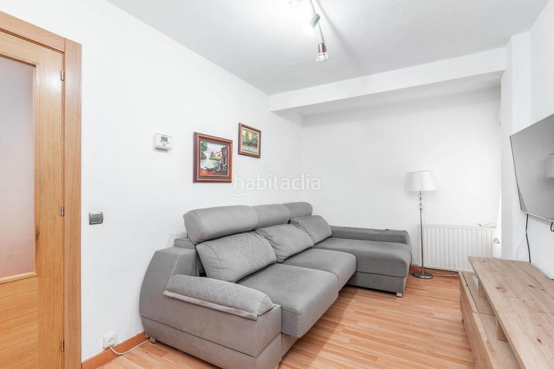 Foto d5e573a1-245d-41bf-a98a-381b14458580. Pis a calle antonio machado 17 a Lugones Siero