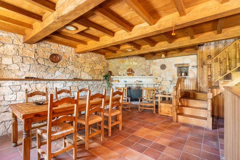 Foto d82fb7ff-7d9b-4816-8965-0cbb80040316. Chalet dans lugar poblado do barzana 15 dans Quirós