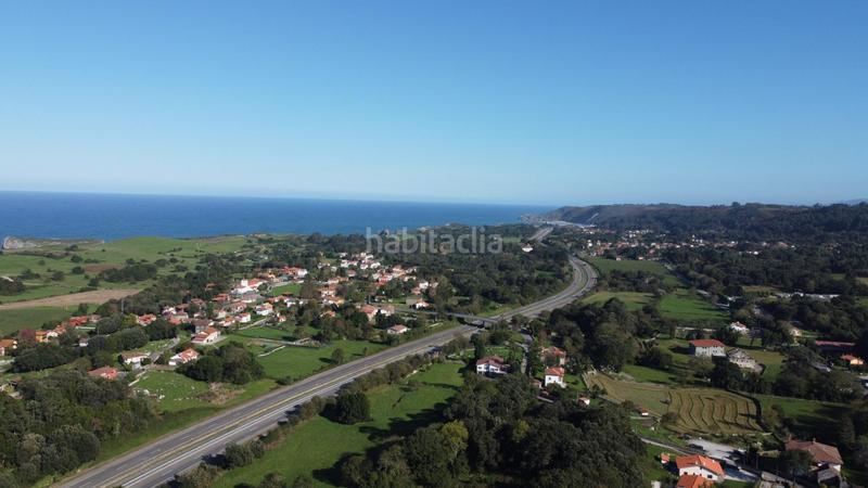 Foto 27c2ec75-8a38-4193-8231-31080c66547e. Chalet in lugar cardosu 106 in Pría-Nueva-Hontoria-Naves Llanes