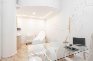 Locale commerciale in Ciudad Naranco - Prados de La Fuente