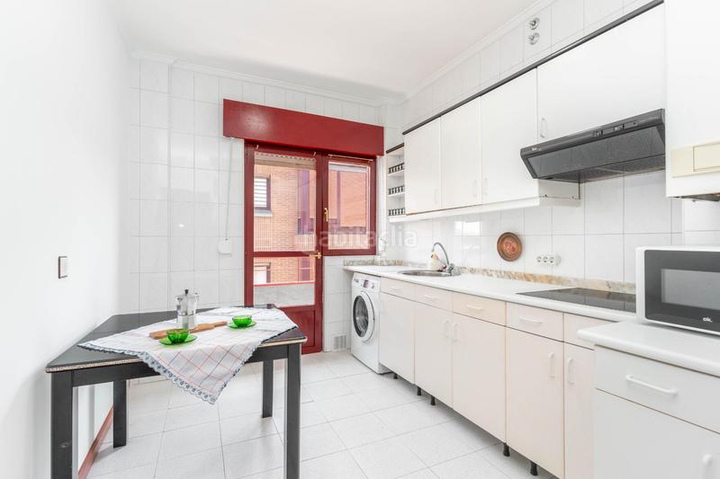 Foto 256e39e1-5264-4fdd-b621-a481c267d945. Piso en calle estacion-san claudio 62 descubre tu nuevo hogar en san claudio, a tan solo 10 en Oviedo