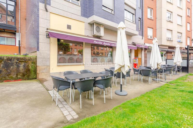 Foto ed972830-e380-4489-84be-ae9e49306e57. Affitto locale commerciale in puerto tarna 17 in Teatinos - Los Prados Oviedo