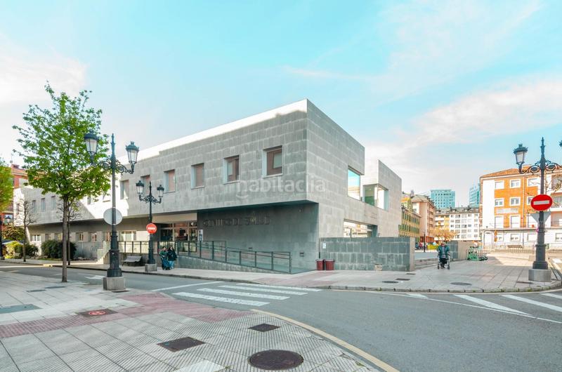 Foto 45dd88bd-132a-4aee-9e0b-33c5aed0a273. Lloguer local comercial a puerto tarna 17 a Teatinos - Los Prados Oviedo