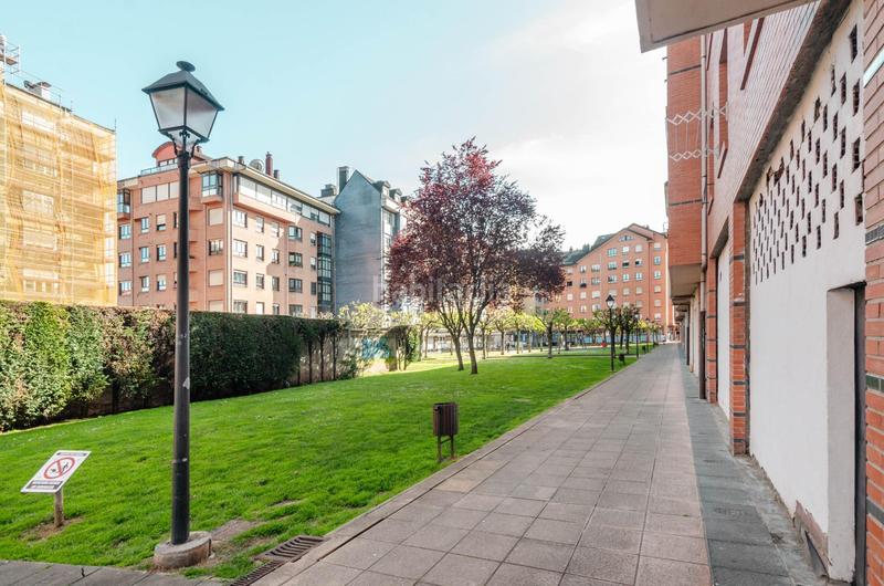 Foto f84666ff-54b1-49c0-868f-e03b643e4f94. Lloguer local comercial a puerto tarna 17 a Teatinos - Los Prados Oviedo