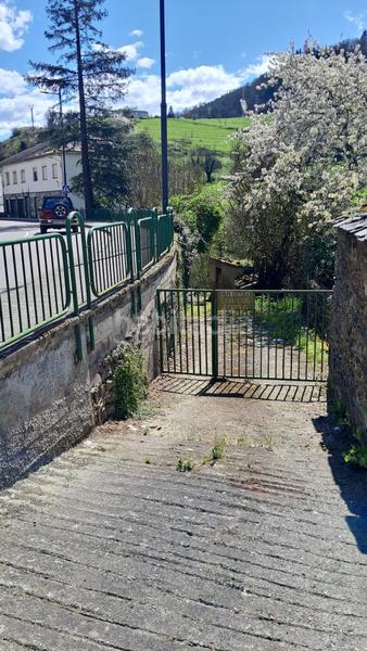 Foto 061db3a0-676d-4b36-9e5c-b2d920852aa1. Terreny residencial a avenida leitariegos 40 a Cangas del Narcea