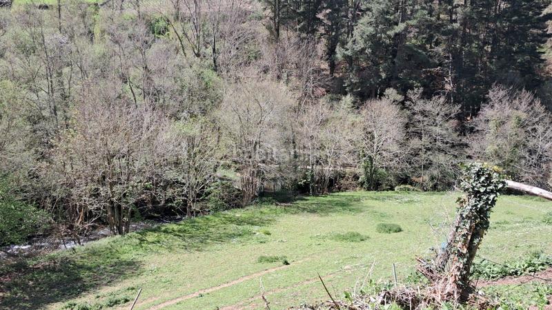 Foto 7212aeca-c141-457c-8d1c-f8e078d3b0dc. Terreny residencial a avenida leitariegos 40 a Cangas del Narcea