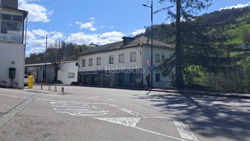 Foto 8e1f449c-a869-43d7-8a9d-faac28488dee. Terreny residencial a avenida leitariegos 40 a Cangas del Narcea