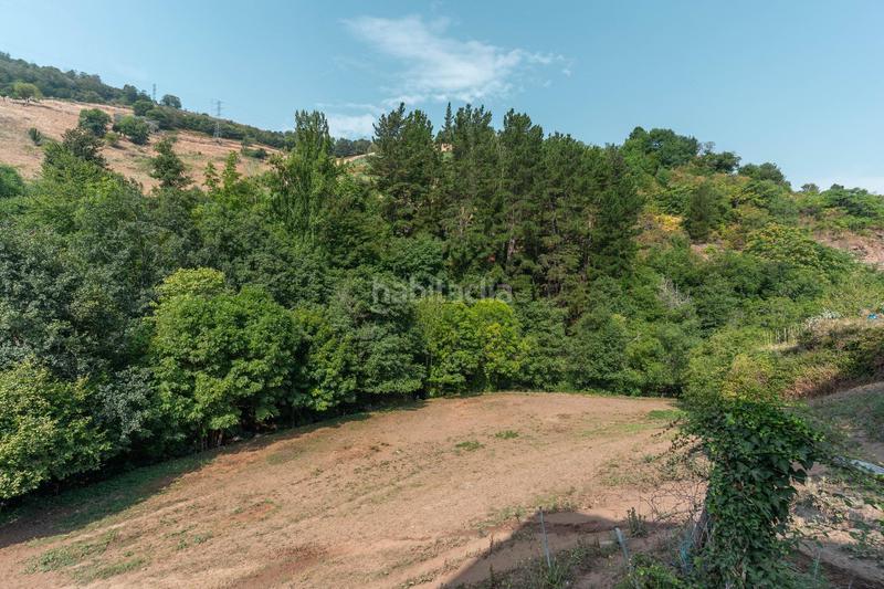 Foto 9a34735f-c129-41c3-af0e-de3adf281ad4. Terreny residencial a avenida leitariegos 40 a Cangas del Narcea