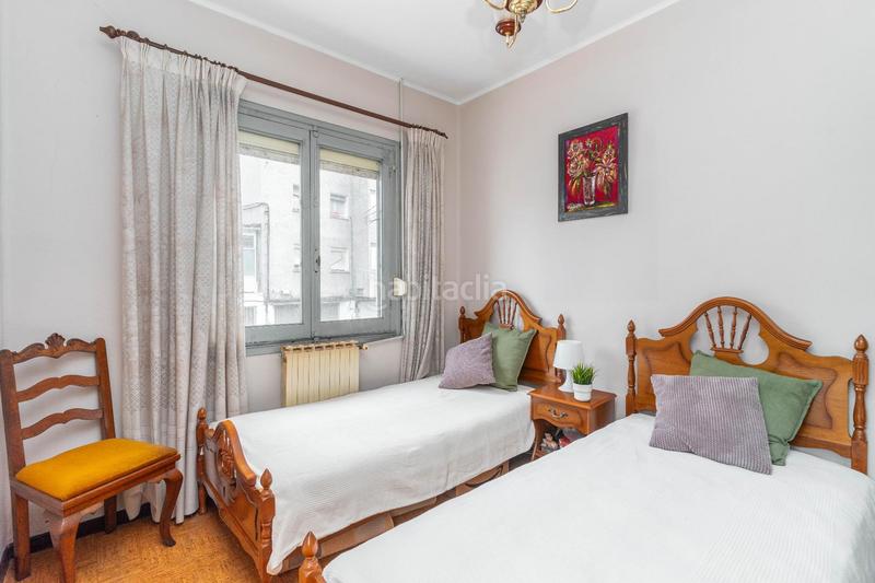 Foto a41e31ed-424b-43fa-9509-2ba60fc05236. Terreny residencial a avenida leitariegos 40 a Cangas del Narcea