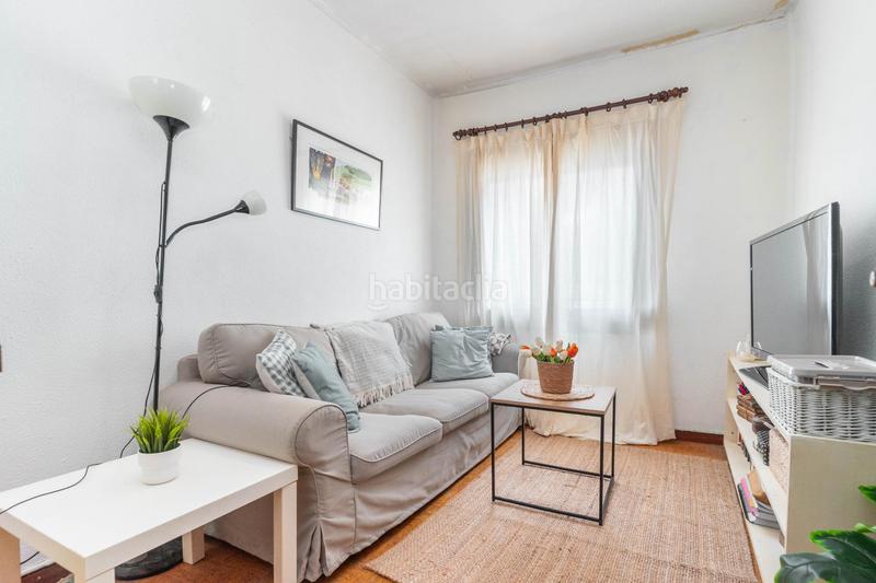 Foto c9675ebb-83de-4f1e-acf1-3437a9874118. Terreny residencial a avenida leitariegos 40 a Cangas del Narcea