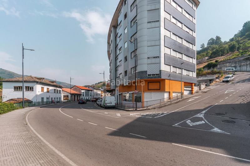 Foto d178a5e8-7ff7-45e1-a754-9c0e88e8589d. Terreny residencial a avenida leitariegos 40 a Cangas del Narcea