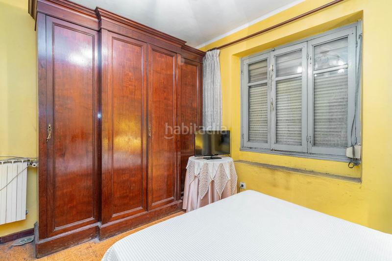 Foto d2259f2f-de4d-4a7e-ac0f-5162c3617db6. Terreny residencial a avenida leitariegos 40 a Cangas del Narcea