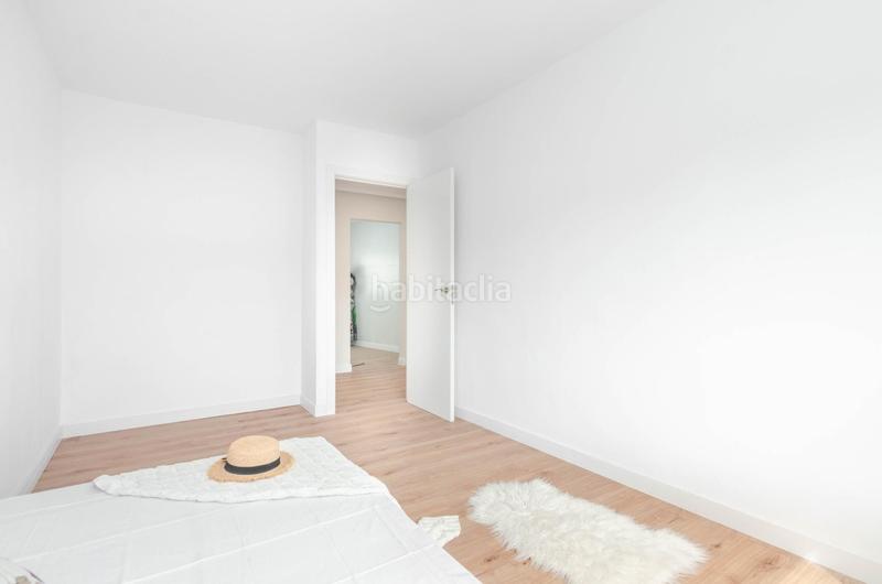 Foto 16495000-3a44-4aa0-b752-ff8862779e24. Piso en avenida florez estrada 17 piso en Noreña