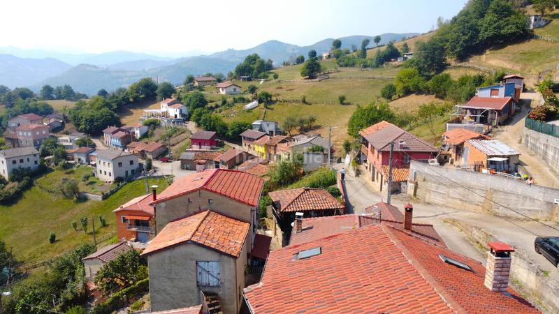 Foto 8a1e1544-399a-481b-a8da-eeec9d7c3ef8. Casa a lugar de las borias 32 a Laviana