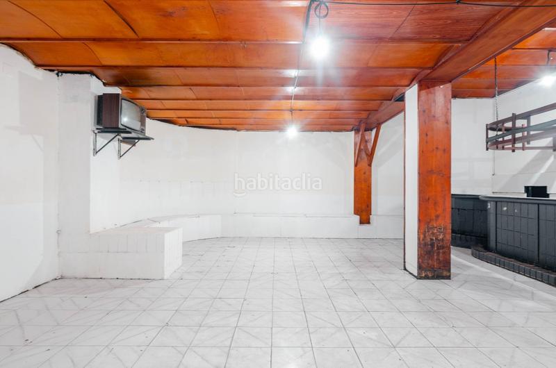 Foto 173a6889-4ab4-4851-8541-7ece1bb9b712. Locale commerciale in calle de muñoz degrain 3 in Oviedo