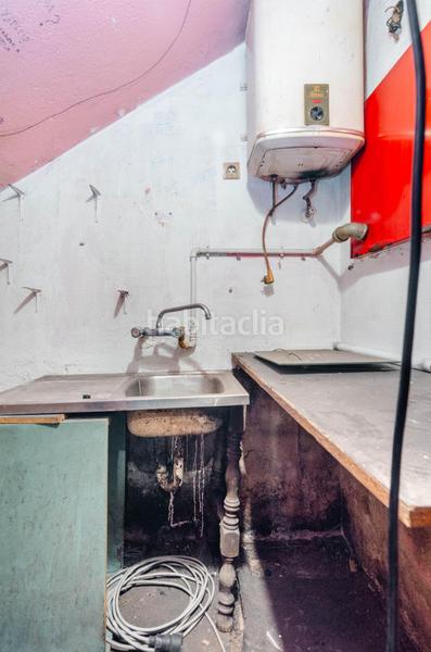 Foto 1a1e009c-1768-488e-9adb-51cf23e31dae. Locale commerciale in calle de muñoz degrain 3 in Oviedo