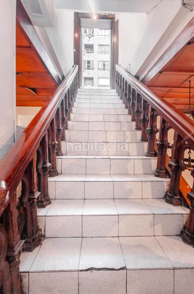 Foto a441d9a1-9f5a-4e6d-87b8-c70ca2e4c71c. Locale commerciale in calle de muñoz degrain 3 in Oviedo