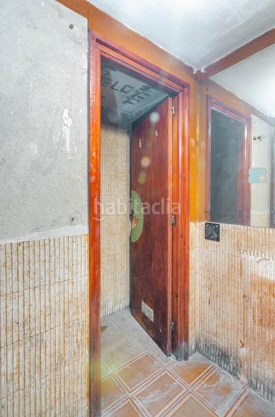 Foto e5e2075a-8ddf-4750-a394-dca46947d64c. Locale commerciale in calle de muñoz degrain 3 in Oviedo