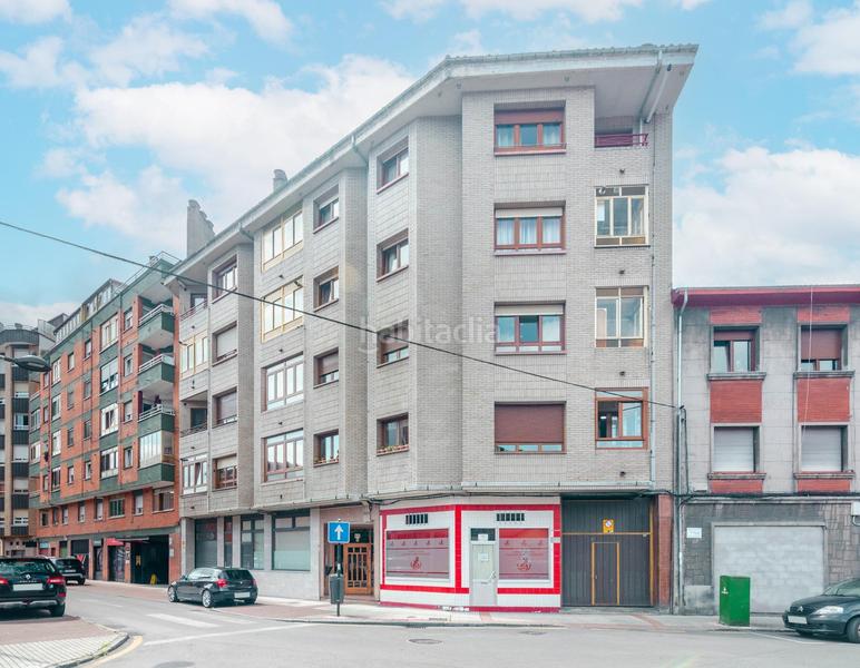 Foto 55940499-a637-439a-ac9d-bcb24fdf5777. Dúplex en calle antonio lucio villegas 66 ven a conocer este dúplex en Sama amplio y muy luminoso en Langreo