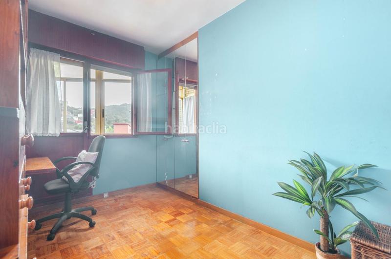 Foto c1d1c5a2-7ba5-4470-9ed5-8f83d9b46672. Dúplex en calle antonio lucio villegas 66 ven a conocer este dúplex en Sama amplio y muy luminoso en Langreo