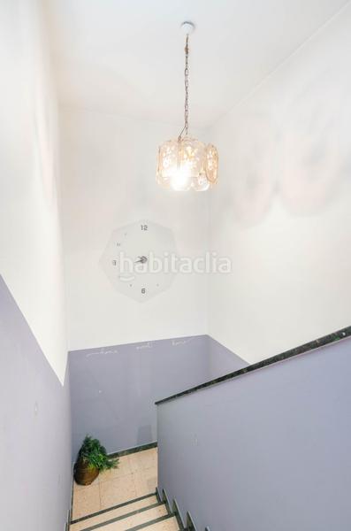 Foto f40cdb78-fbb5-46a7-ac90-e6f151a50a4e. Dúplex en calle antonio lucio villegas 66 ven a conocer este dúplex en Sama amplio y muy luminoso en Langreo