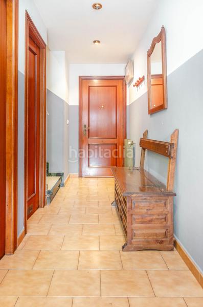 Foto fedf3fce-34da-4ef1-b187-70cea73b33e2. Dúplex en calle antonio lucio villegas 66 ven a conocer este dúplex en Sama amplio y muy luminoso en Langreo
