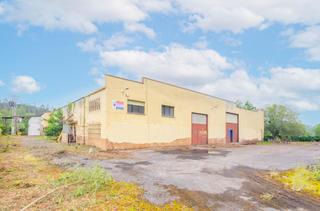 Nau industrial a Barrio iría nargua 60. Nave en venta en villamayor