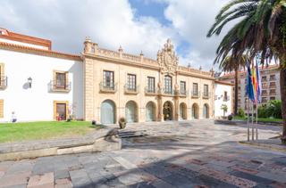 Pis a Marques de teverga 5. Diseña tu hogar soñado en pleno oviedo  piso diáfano entre plaza