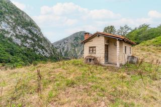 Casa  Polígono 418 10. Cabaña con terreno en amieva