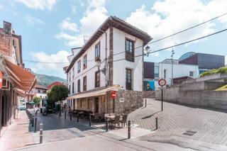 Maison jumelée  Calle san pelayo 21. Dos casas en cangas de onís