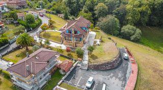 Chalet à Barrio de el pongayin 2. Espetacular vivienda vacacional en piloña espacio y comodidad