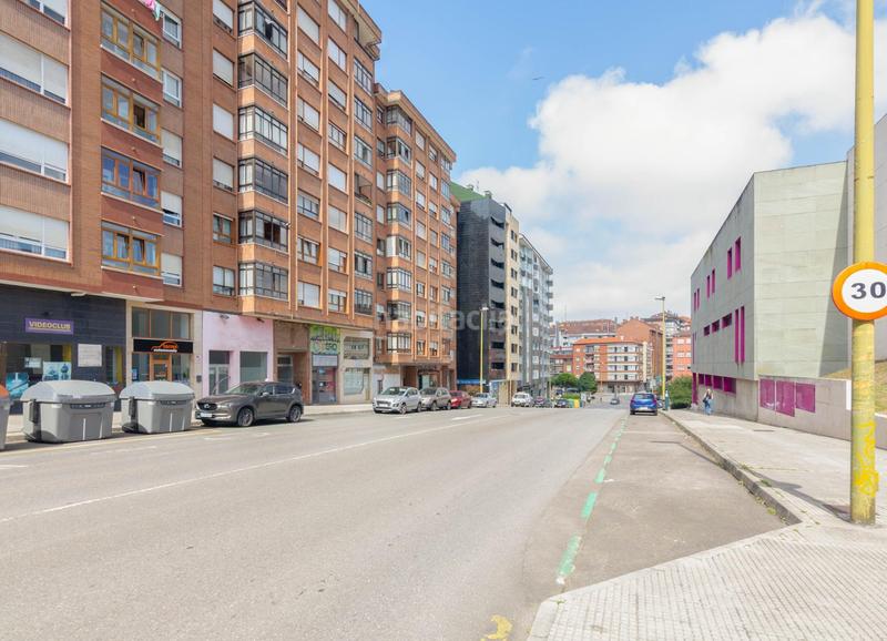 Foto bdfa3c3a-ef8e-4646-898d-610639013f53. Àtic a juan ochoa 17 a Centro Avilés