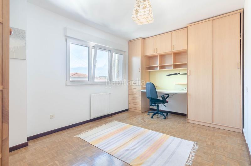 Foto eaeb4933-3580-44a7-b800-bc386c5352bd. Àtic a juan ochoa 17 a Centro Avilés