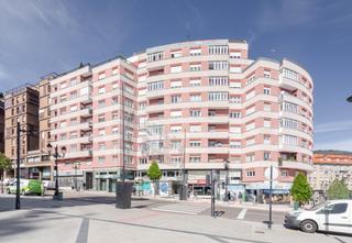 Etagenwohnung  Calle calle de víctor chávarri 23. Oportunidad en oviedo