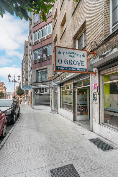 Foto 4500fd98-e759-42ce-9d85-81d250daedf5. Locale commerciale in alvaro florez estrada 16 in Oviedo