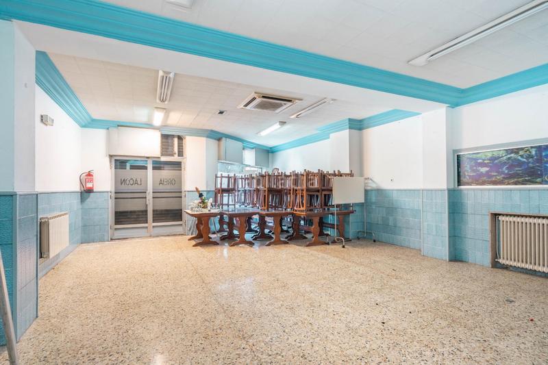 Foto 50b60ff8-634d-4563-b30e-d5569d88427e. Locale commerciale in alvaro florez estrada 16 in Oviedo