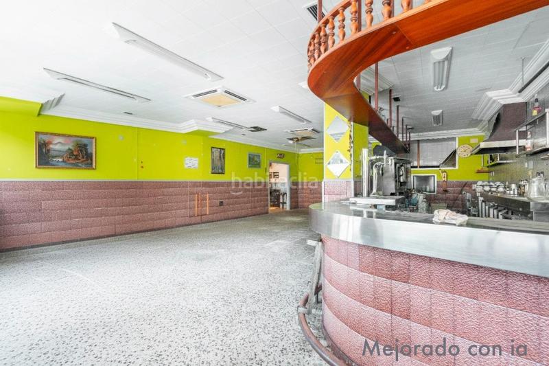 Foto 7eb855cd-aad5-488d-a8ef-cb68163dba1d. Locale commerciale in alvaro florez estrada 16 in Oviedo