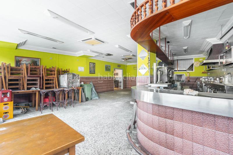 Foto cbd08185-eb50-476e-b394-87080460aaef. Locale commerciale in alvaro florez estrada 16 in Oviedo