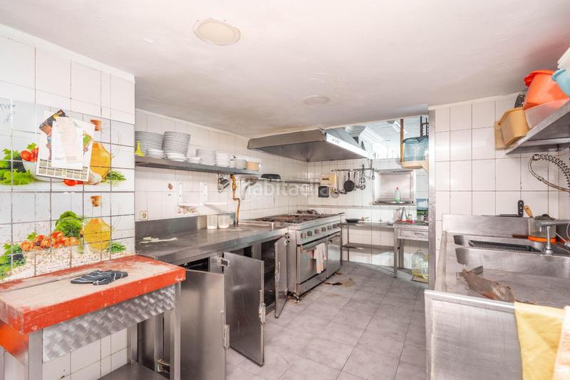 Foto d5aaa614-deb2-405e-bbf8-9a25f62ba9ed. Locale commerciale in alvaro florez estrada 16 in Oviedo