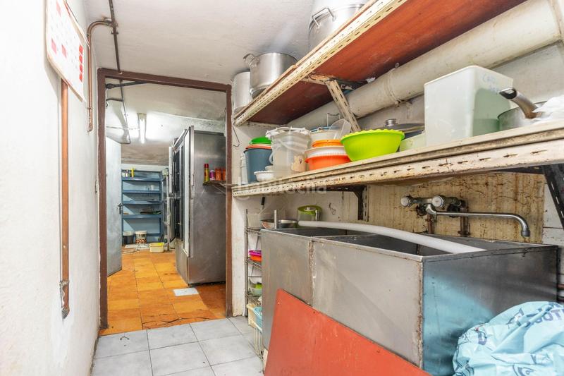 Foto e7760c05-3228-406d-a166-40256a195ba8. Locale commerciale in alvaro florez estrada 16 in Oviedo