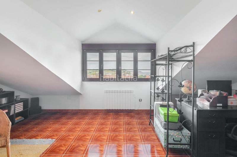 Foto e04ae227-7956-48f6-b0e8-9004cde3db38. Casa adossada a lugar antromero 112 a Luanco-Aramar-Antromero Gozón