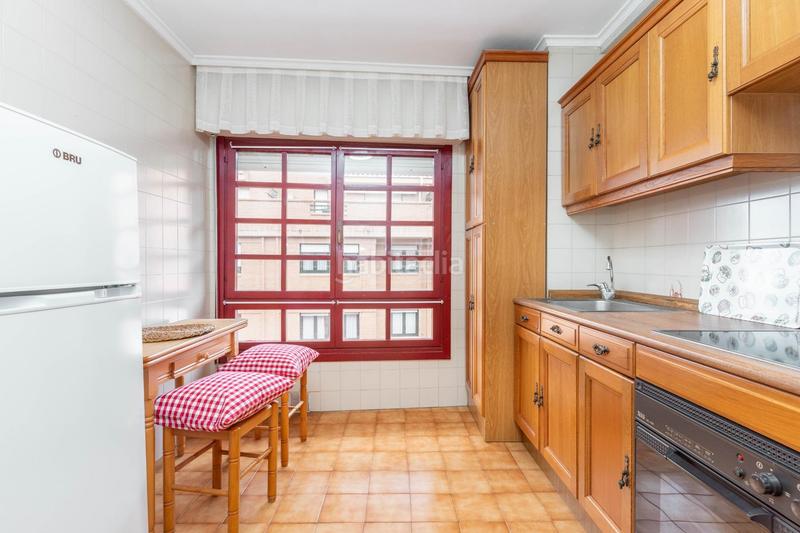 Foto 21978c5f-2763-4728-bd34-fc2653c43ccb. Pis a calle hermanos gonzález blanco 9 a Luanco-Aramar-Antromero Gozón