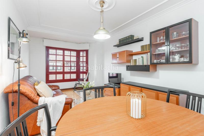 Foto 2d492bff-25ec-4911-b2a4-f00404cc59f9. Pis a calle hermanos gonzález blanco 9 a Luanco-Aramar-Antromero Gozón