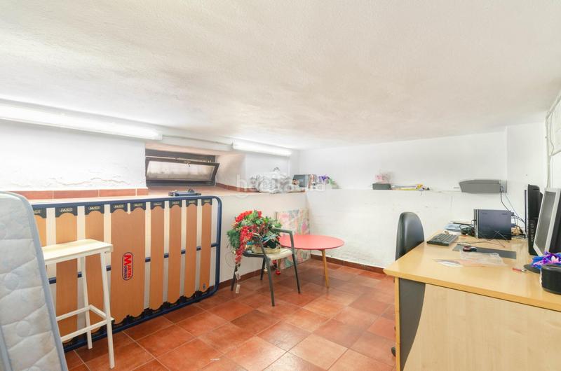 Foto 59986597-63bb-45f3-b51c-88b4e92b9657. Location local commercial dans avenida de galicia 22 dans Oviedo