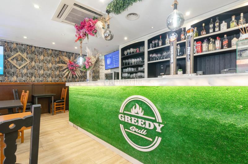 Foto efea92a9-714d-4231-a7b2-17434f546f52. Rent business premise in avenida de galicia 22 in Oviedo