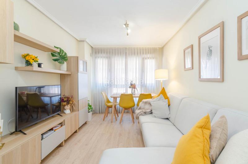Foto 1b143f1f-8fb9-4a0d-b2a9-74c303645a9d. Lloguer apartament a facetos 5 a Argañosa Oviedo